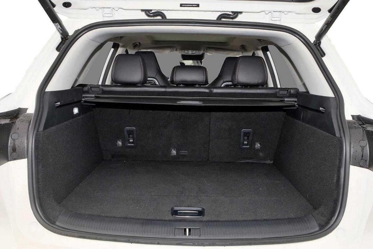 2024 MG HS Plus EV Essence Auto FWD MY23 image 9