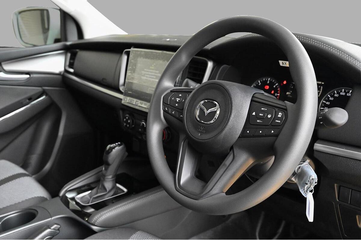 2024 Mazda BT-50 XT TF Auto 4x2 image 6