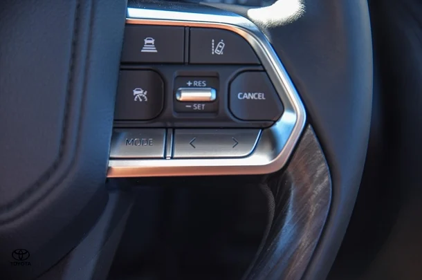 2024 Toyota Landcruiser Sahara ZX image 15