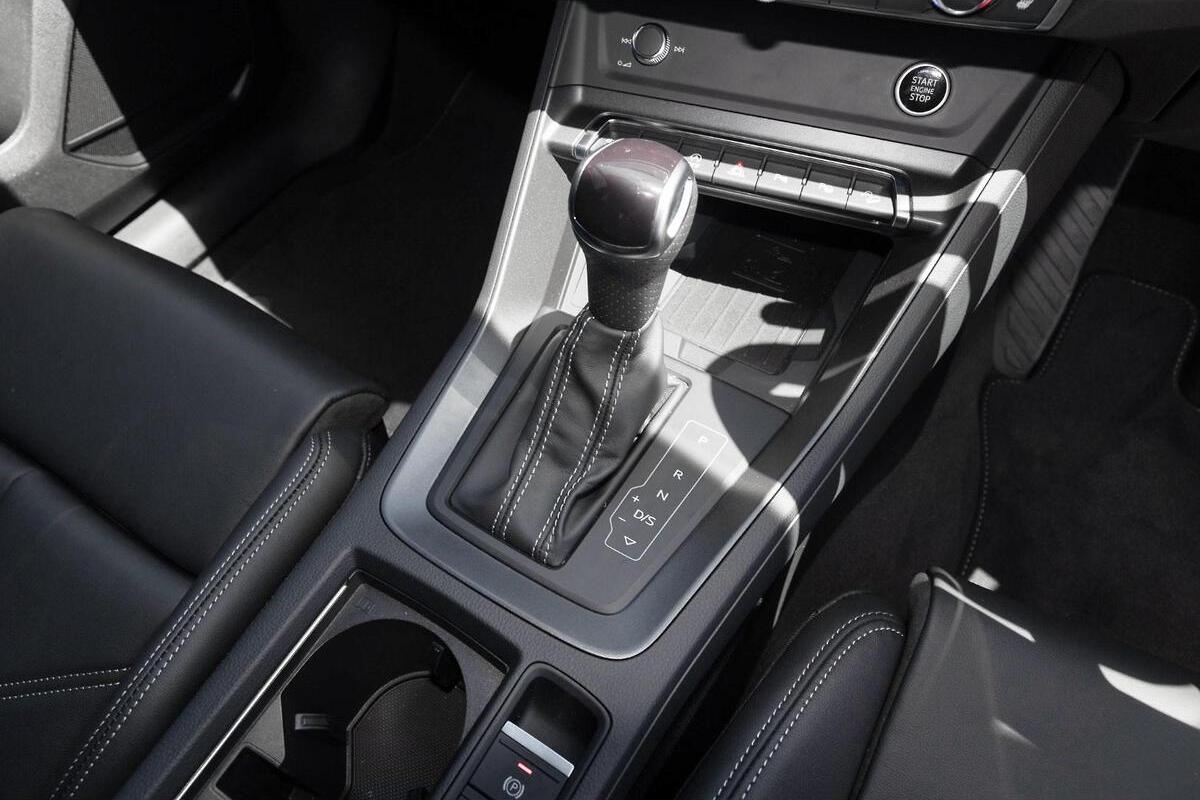 2025 Audi Q3 40 TFSI S Line Auto quattro MY25 image 12