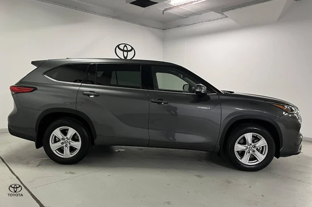 2022 Toyota Kluger Hybrid GX AWD image 4