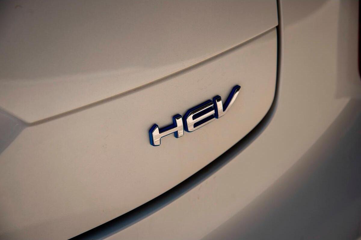 2024 GWM Haval Jolion Lux Hybrid Auto image 12