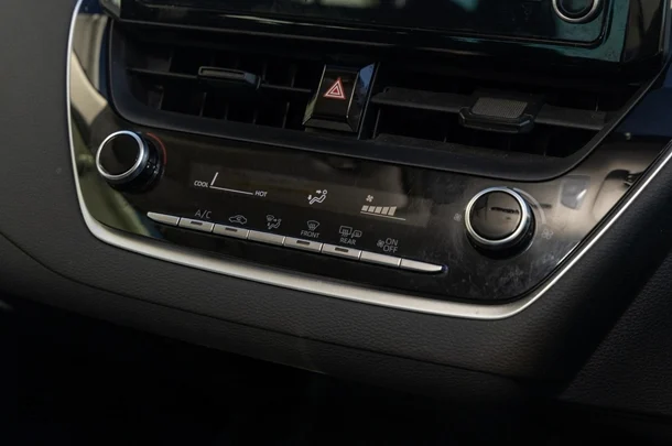 2021 Toyota Corolla Ascent Sport image 16