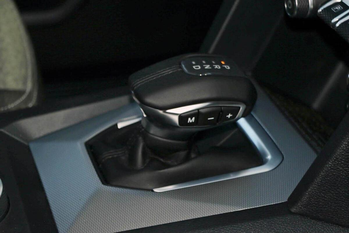 2024 Volkswagen Amarok TDI500 Life NF Auto 4MOT MY24 Dual Cab image 18