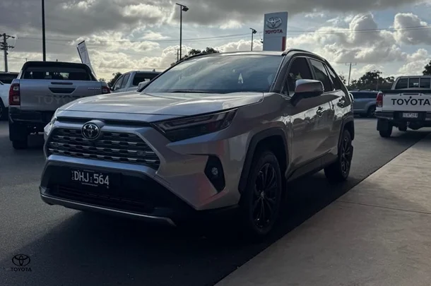 2025 Toyota Rav4 Hybrid Cruiser-AWD image 4