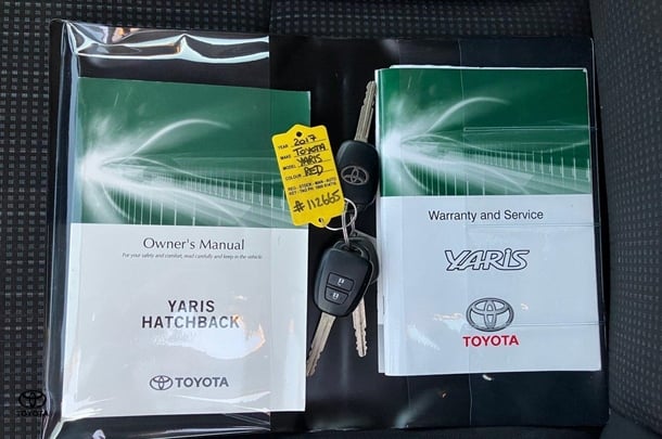 2017 Toyota Yaris Ascent image 25
