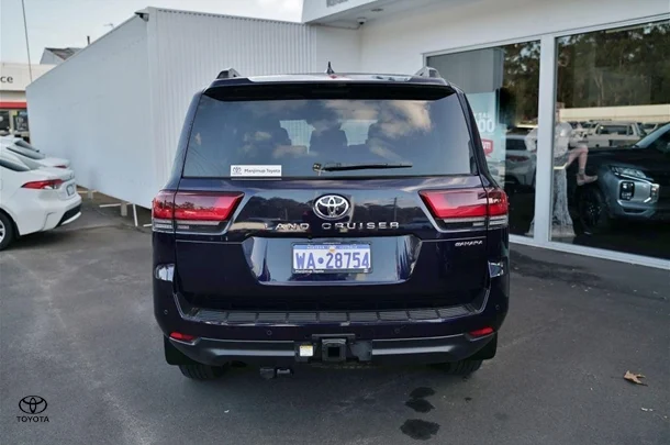 2021 Toyota Landcruiser Sahara image 5