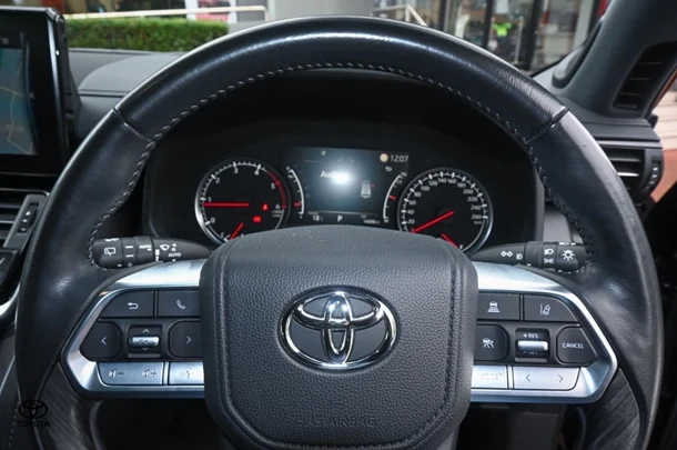 2023 TOYOTA Landcruiser GR-S image 12