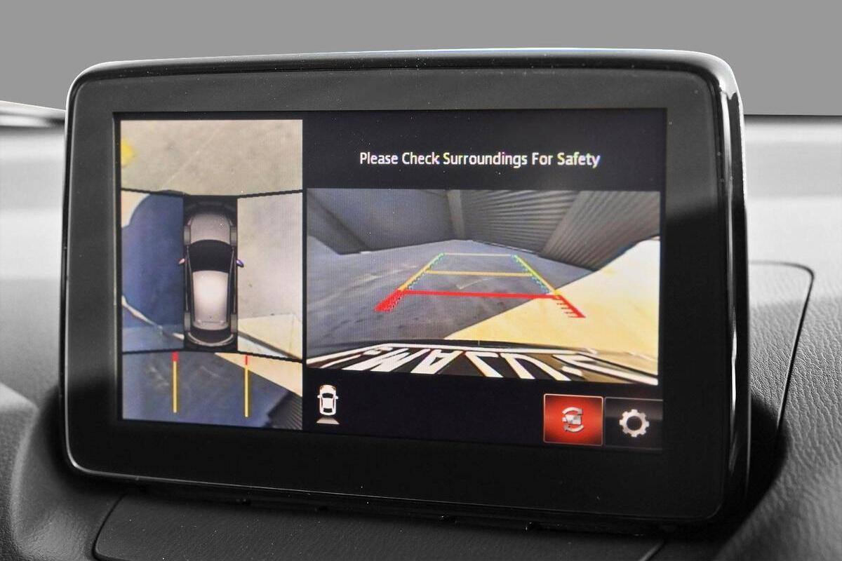 2024 Mazda 2 G15 GT DJ Series Auto image 11