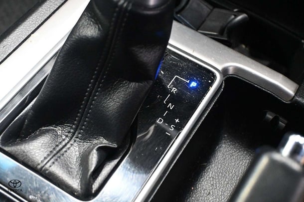 2019 Toyota Prado VX image 13
