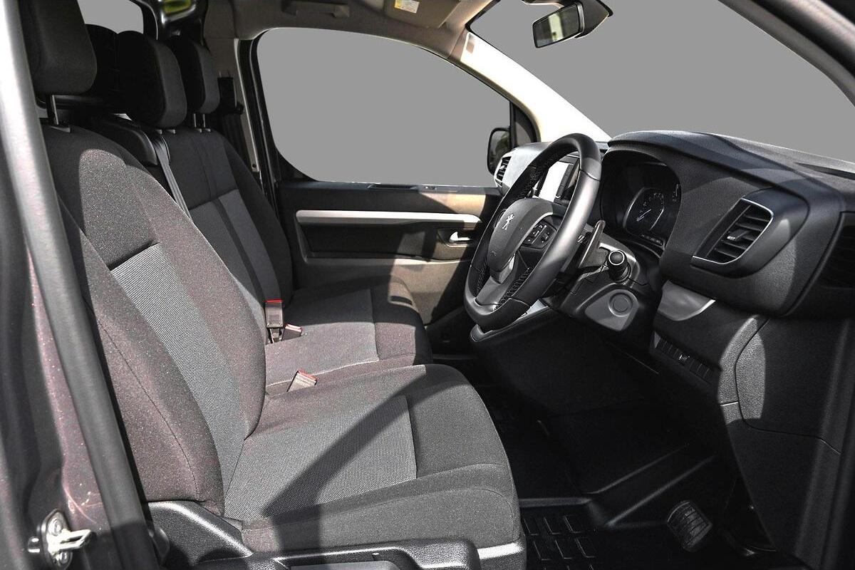 2024 Peugeot Expert Pro SWB Auto image 6
