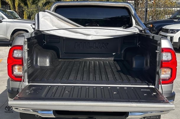 2021 Toyota HiLux 4x4 SR5 image 23
