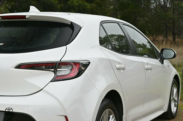 2019 Toyota Corolla Ascent Sport image 12
