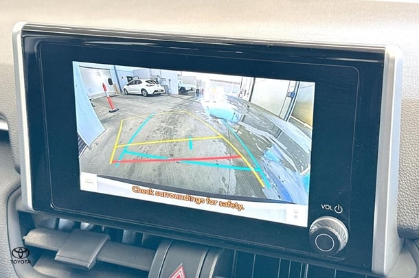 2024 Toyota Rav4 Hybrid GX-2WD image 4