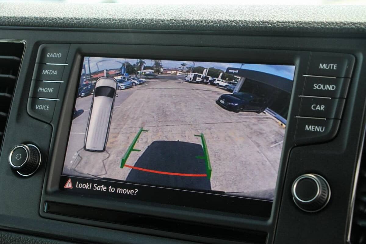 2024 Volkswagen Crafter 35 TDI410 SY1 Medium Wheelbase Manual FWD MY24 image 9