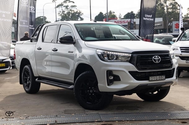 2018 Toyota Hilux 4x4 Rogue image 1