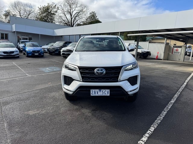 2024 Toyota Fortuner GX image 2