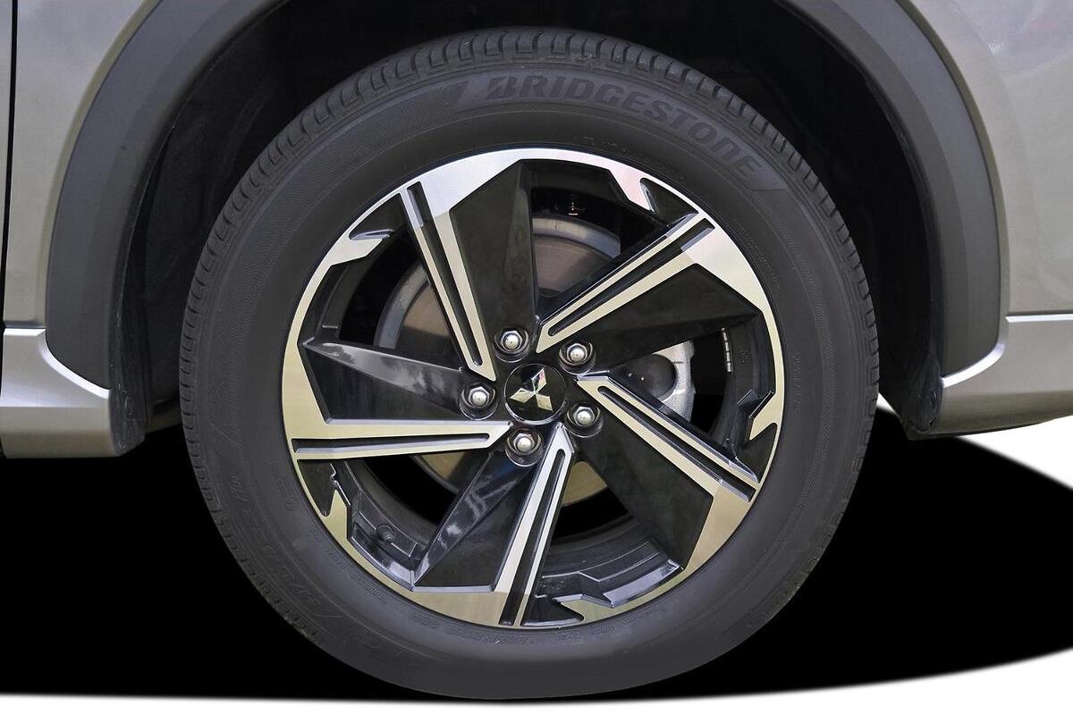 2025 Mitsubishi Eclipse Cross PHEV Aspire YB Auto AWD MY24 image 23