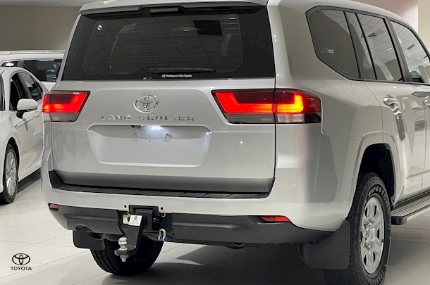 2022 Toyota Landcruiser GX image 8