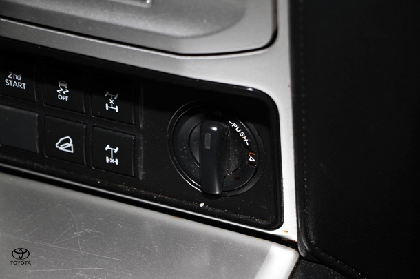 2023 Toyota Prado GXL image 17