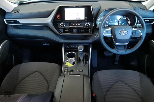 2024 Toyota Kluger Hybrid GX image 9