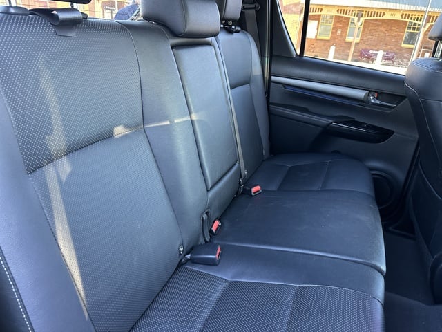 2023 Toyota Hilux Rogue image 5