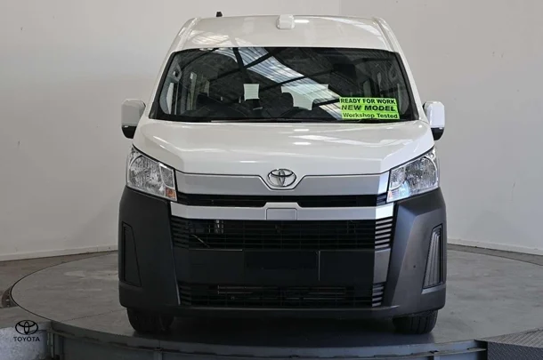 2025 Toyota Hiace SLWB image 2