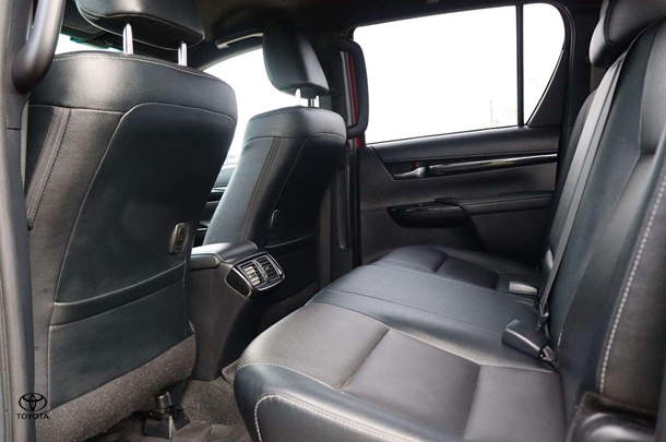 2018 Toyota Hilux 4x4 Rugged X image 25