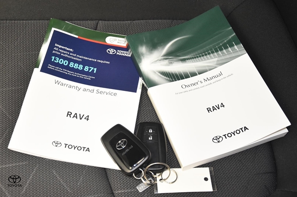 2024 Toyota RAV4 Hybrid GXL-2WD image 19