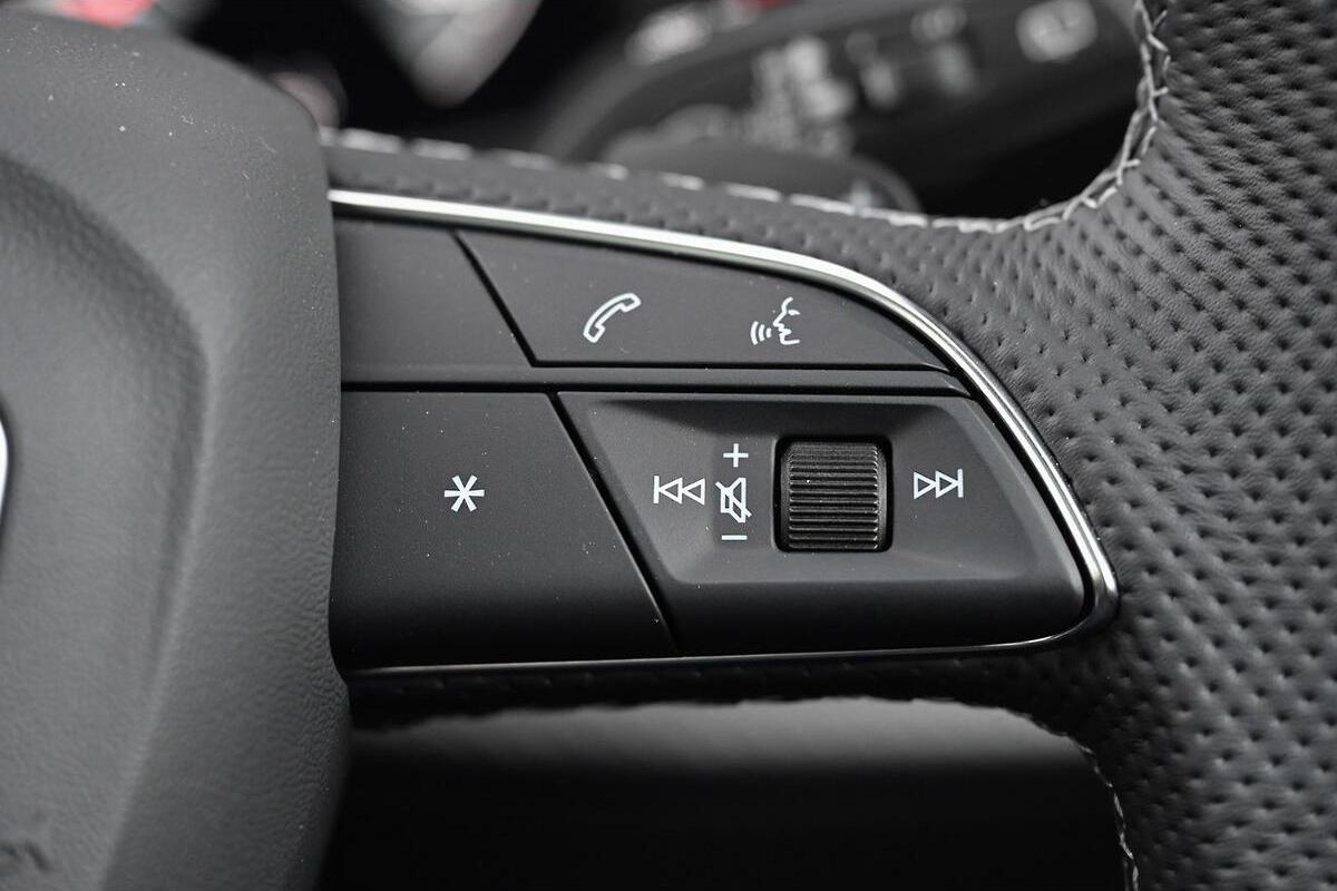 2025 Audi SQ7 TFSI Auto quattro MY25 image 13