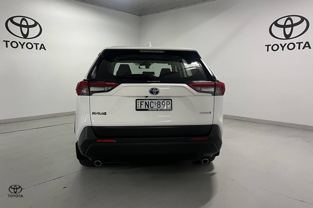 2024 Toyota Rav4 Hybrid GX-2WD image 5