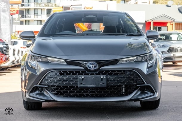 2023 TOYOTA Corolla Hatch Hybrid Ascent Sport image 4