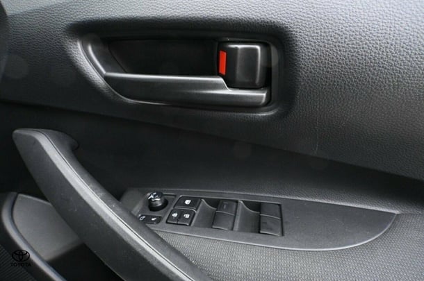 2019 Toyota Corolla Ascent Sport image 17