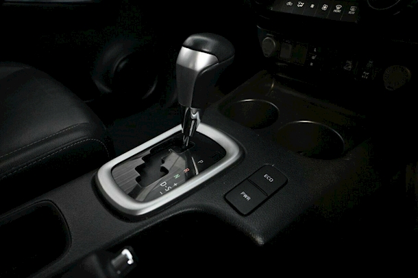 2023 Toyota Hilux SR5 image 12