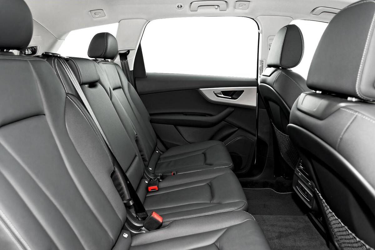 2025 Audi Q7 45 TDI Auto quattro MY25 image 8