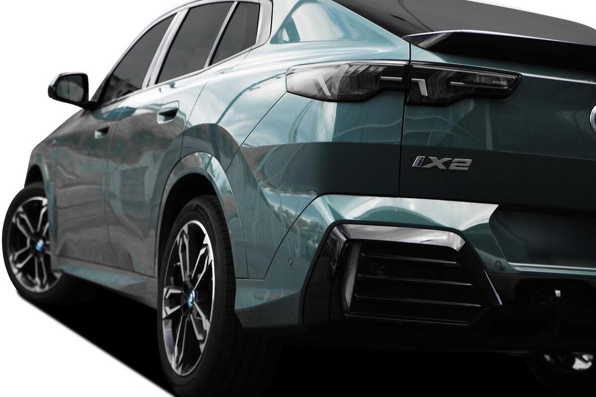 2025 BMW iX2 eDrive20 M Sport U10 Auto image 13