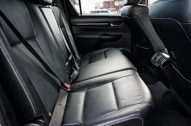 2019 Toyota Hilux 4x4 Rogue image 11