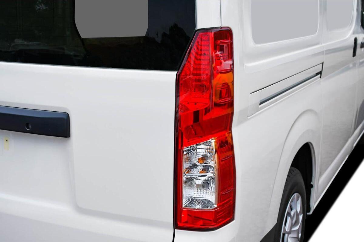 2024 Toyota Hiace LWB Manual image 7
