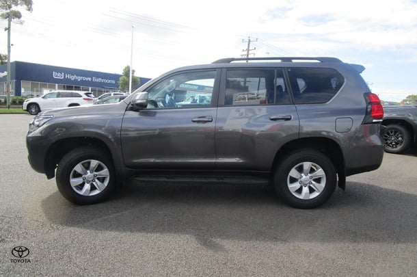2020 Toyota Prado GXL image 2