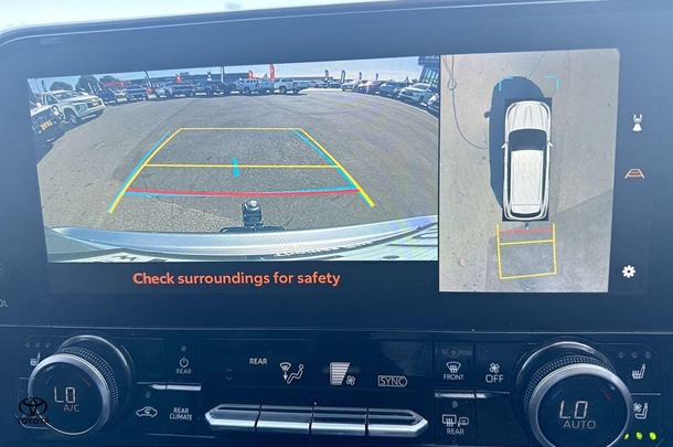 2023 Toyota Kluger 4x2 GRANDE image 17