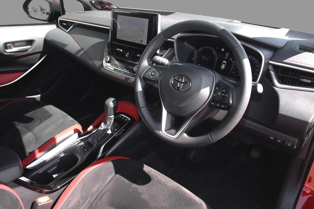 2024 Toyota Corolla ZR Hybrid Auto image 6