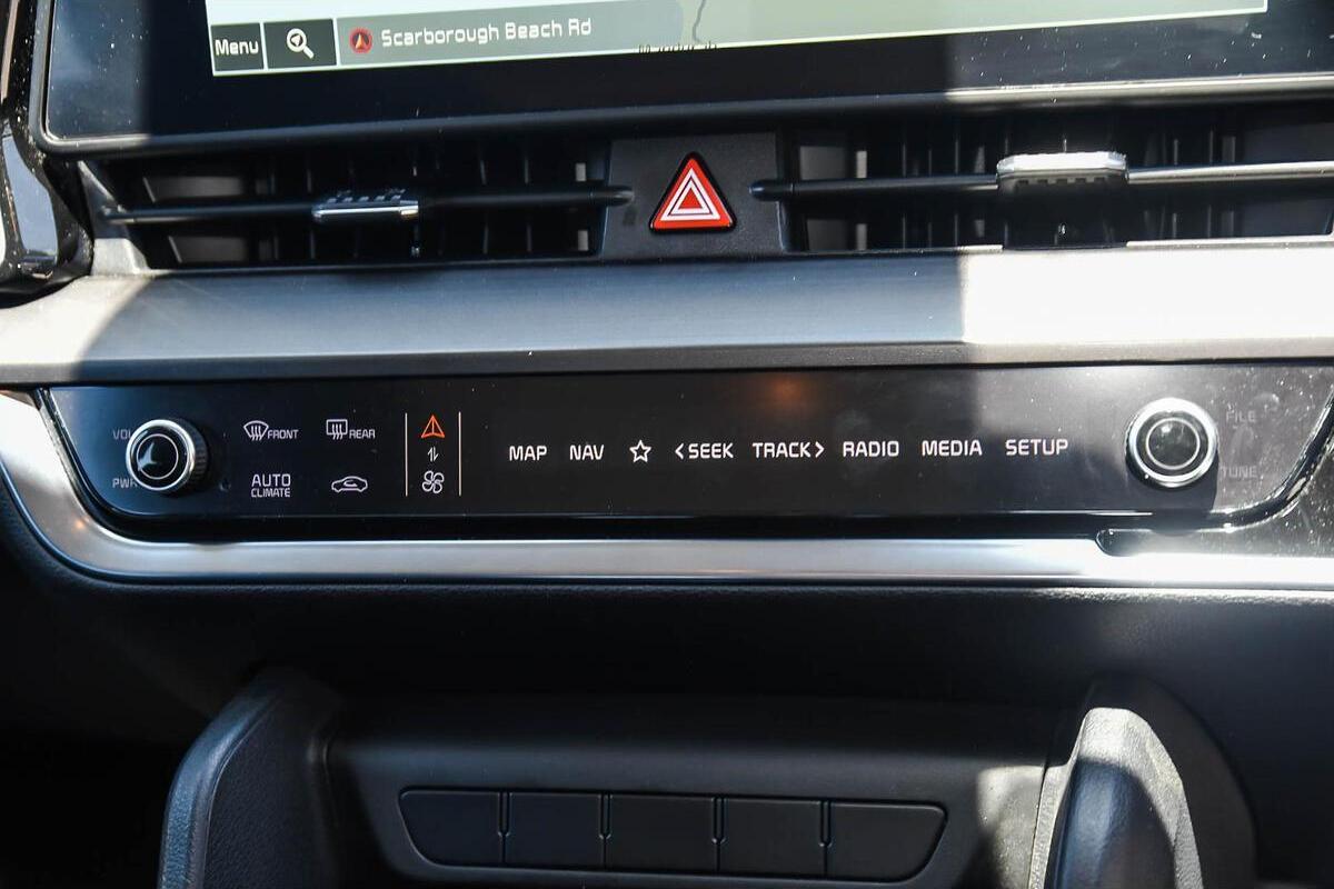 2024 Kia Sportage SX Manual FWD MY25 image 11