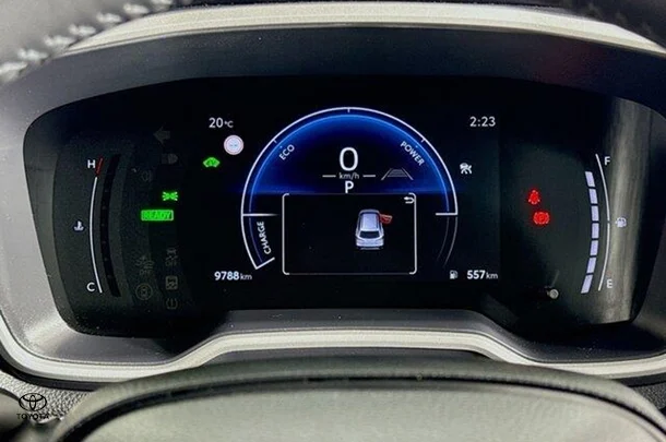2024 Toyota Corolla Cross HV GXL image 19