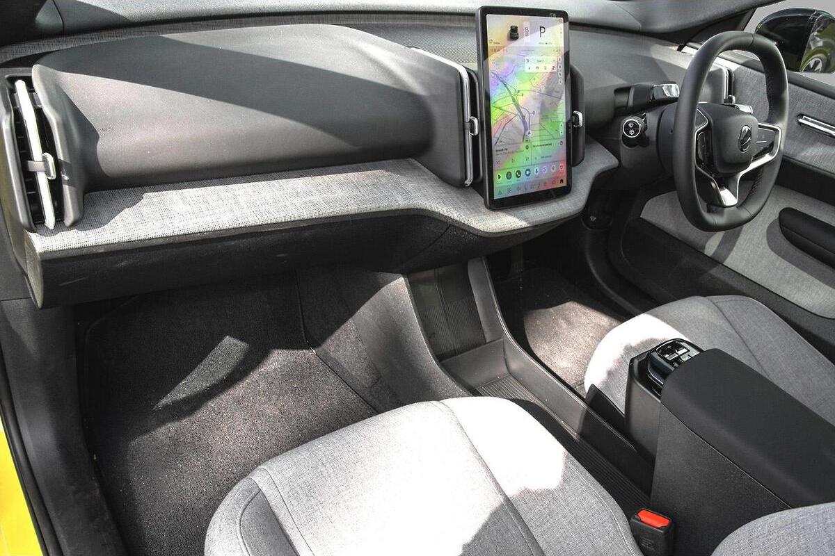 2024 Volvo EX30 Single Motor Extended Range Ultra Auto MY25 image 7