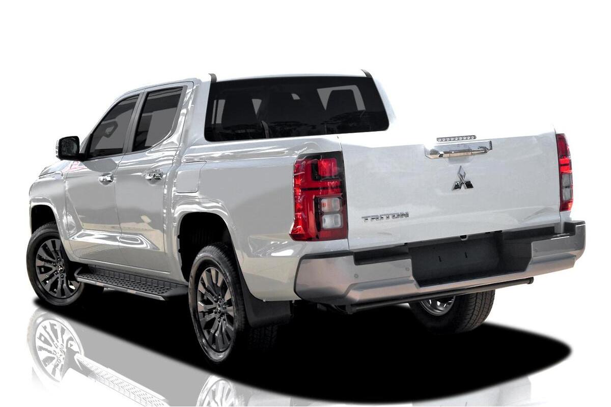 2025 Mitsubishi Triton GLS MV Auto 4X4 MY25 Double Cab image 3
