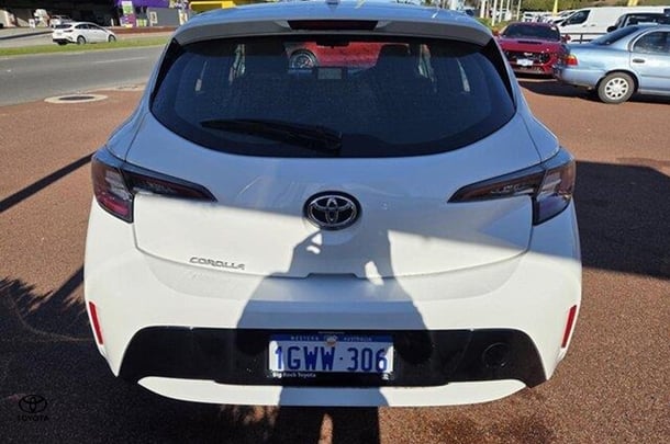 2020 Toyota COROLLA Ascent Sport image 5