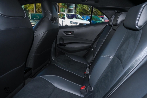 2023 TOYOTA GR Corolla GTS image 9