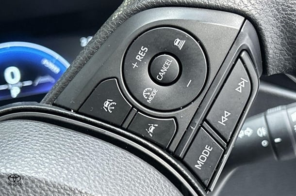 2024 Toyota Corolla Sedan Hybrid Ascent Sport image 18