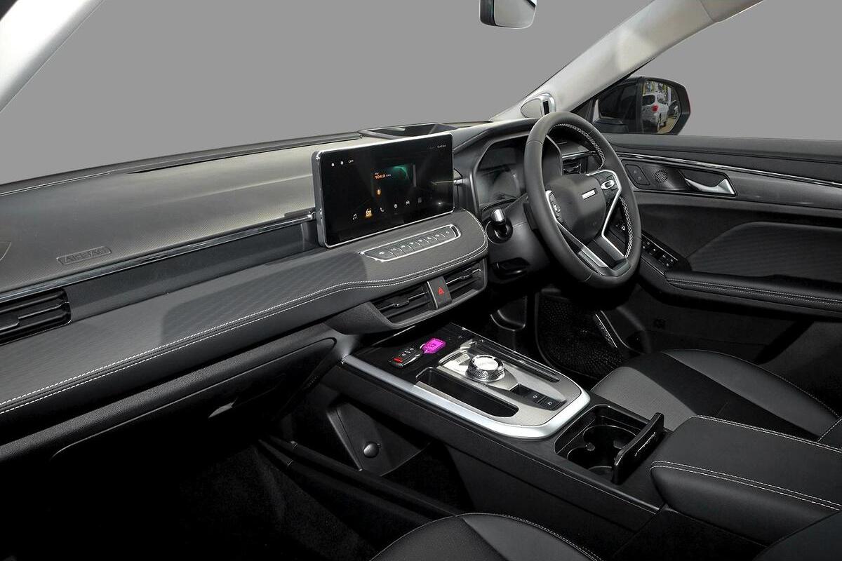 2024 GWM Haval Jolion Ultra Hybrid Auto image 7