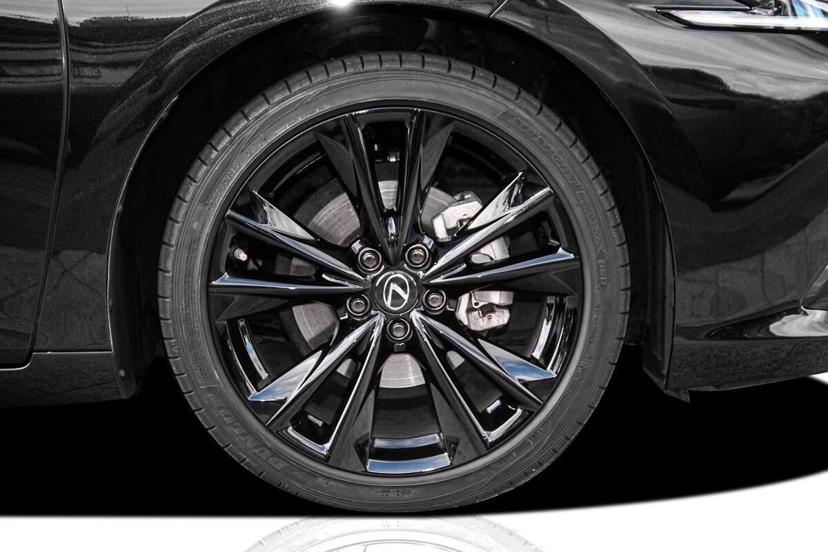 2024 Lexus ES ES250 F Sport Auto image 11